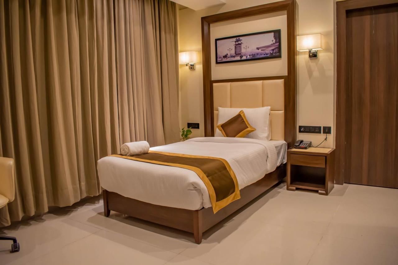 The Parkline Agartala Exterior photo